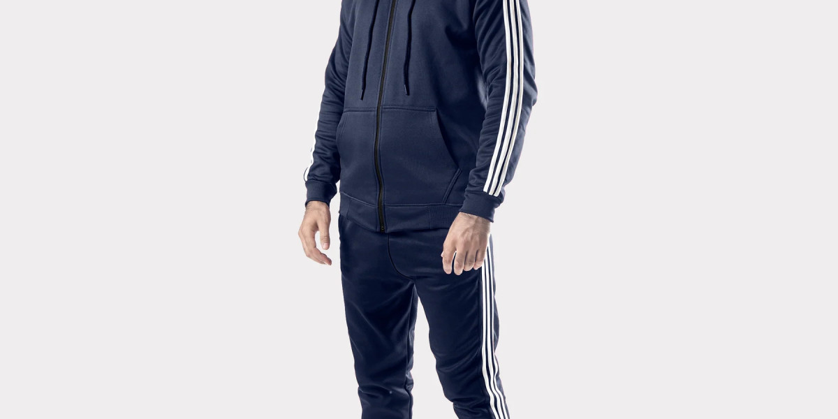 Winter Tracksuit for Men: Pakistan Winter Style Guide